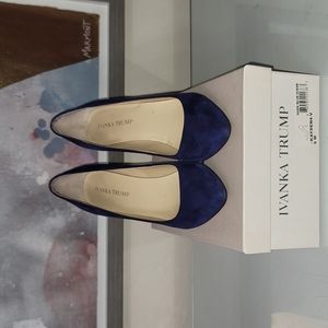 Dark Blue Soft Suede Pointed Pumps